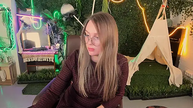 SandraLindsey online show from 14, 11, 2025