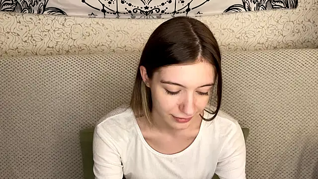 MiriamDongo online show from 27, 11, 2025