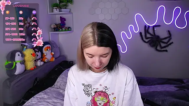 Emmie shy online show from 13, 4, 2026