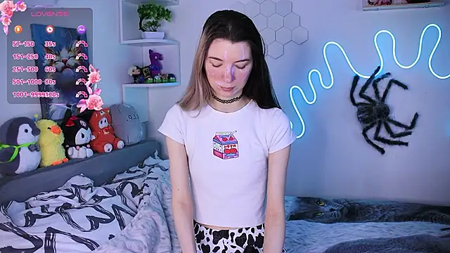 Emmie shy online show from 15, 2, 2026