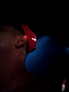 Snapshot of Max_hotsexy chatting on 17, 11, 2025 Max hotsexy online show from 17, 11, 2025