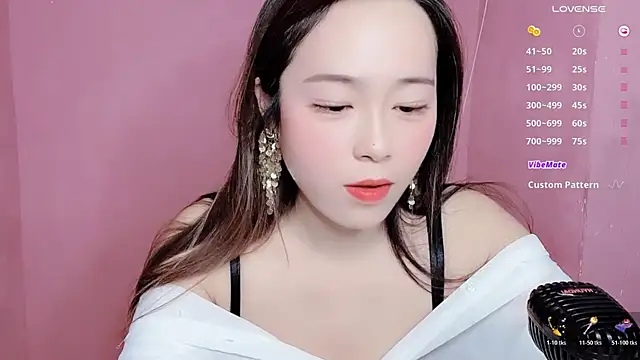 Amelia-12301 online show from 22, 11, 2025