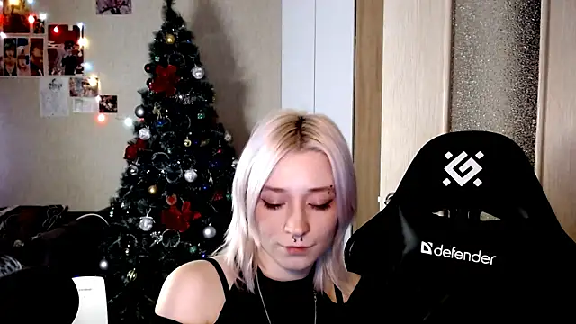 SophiaLur online show from 14, 12, 2025