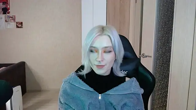 SophiaLur online show from 29, 11, 2025