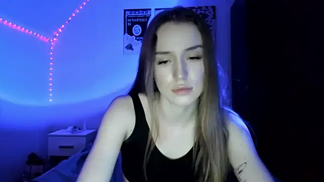 tinyglow online show from 24, 3, 2026