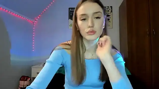 tinyglow online show from 25, 3, 2026