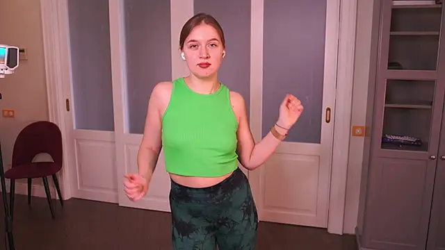 TonetteBasilia online show from 23, 11, 2025