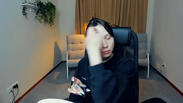 EthelynSeiler online show from 19, 11, 2025