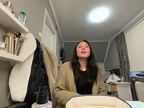 Snapshot of Lockig chatting on 26, 11, 2025 Lockig online show from 26, 11, 2025