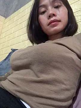 Trangbabylove online show from 9, 4, 2026