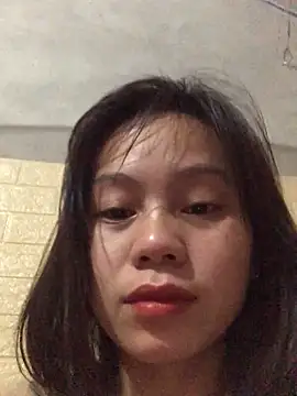 Snapshot of Trangbabylove chatting on 17, 12, 2025 Trangbabylove online show from 17, 12, 2025