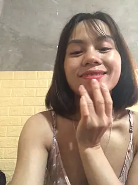 Trangbabylove online show from 5, 4, 2026