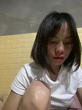 Trangbabylove online show from 10, 4, 2026