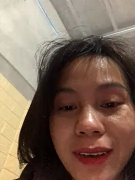 Snapshot of Trangbabylove chatting on 14, 12, 2025 Trangbabylove online show from 14, 12, 2025