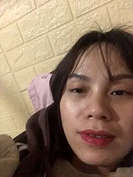 Snapshot of Trangbabylove chatting on 6, 1, 2026 Trangbabylove online show from 6, 1, 2026