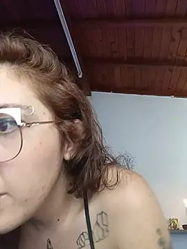Snapshot of Melinerd chatting on 8, 7, 2026 Melinerd online show from 8, 7, 2026