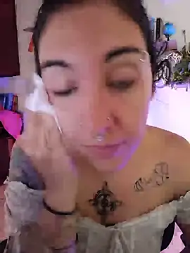 Melinerd online show from 8, 5, 2026