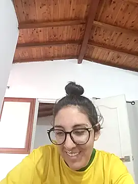 Snapshot of Melinerd chatting on 19, 11, 2025 Melinerd online show from 19, 11, 2025