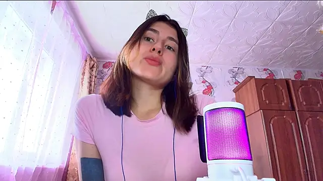 KristinaScott online show from 12, 1, 2026