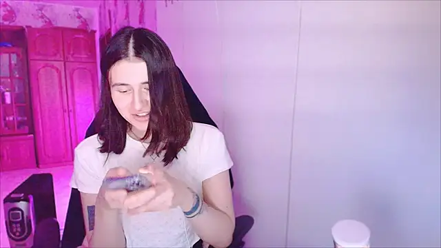 KristinaScott online show from 10, 2, 2026