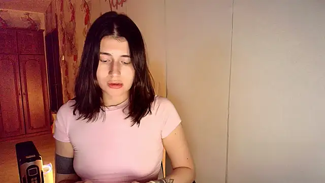 KristinaScott online show from 4, 2, 2026