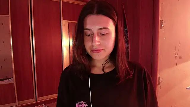 KristinaScott online show from 3, 4, 2026