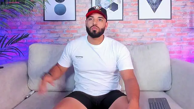 Chris Varden online show from 2, 12, 2025