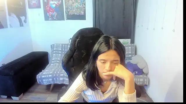 Candy  Girll18 online show from 23, 2, 2026