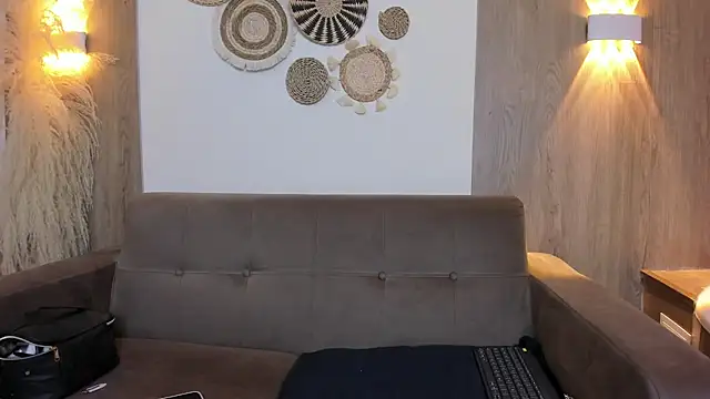 Emily Frostt online show from 13, 7, 2026