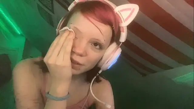 Storma Webber online show from 25, 11, 2025