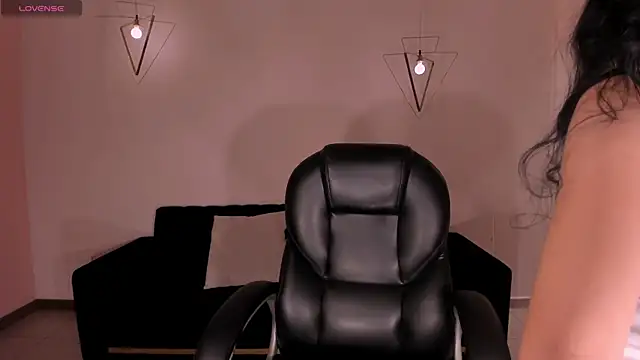 HaileyRoss  online show from 29, 5, 2026