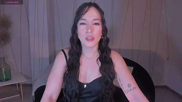 ZaraKafruni online show from 24, 3, 2026