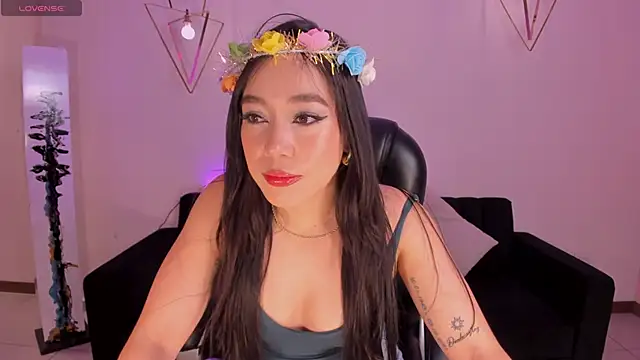 ZaraKafruni online show from 16, 4, 2026