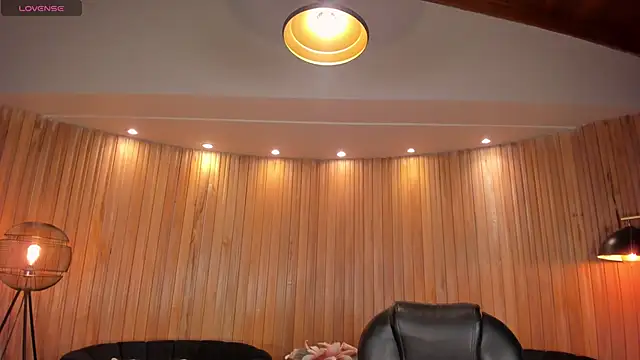 SophieLanne online show from 25, 4, 2026