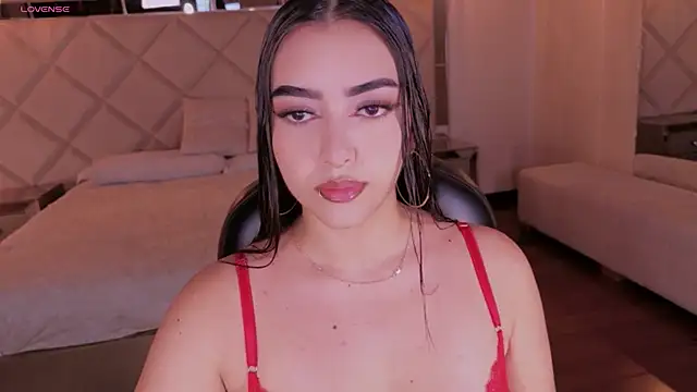 SophieLanne online show from 28, 4, 2026