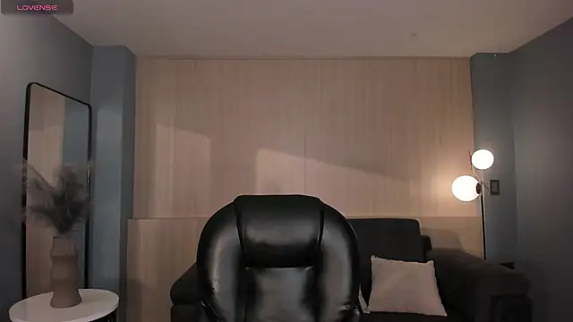 SophieLanne online show from 11, 1, 2026