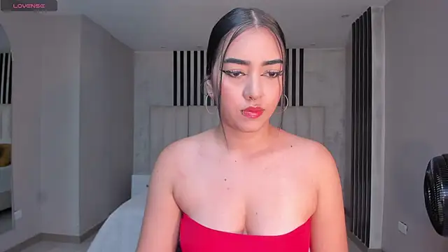 SophieLanne online show from 30, 11, 2025