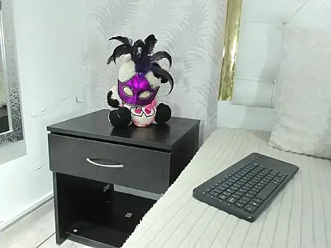 noa-camila online show from 22, 11, 2025