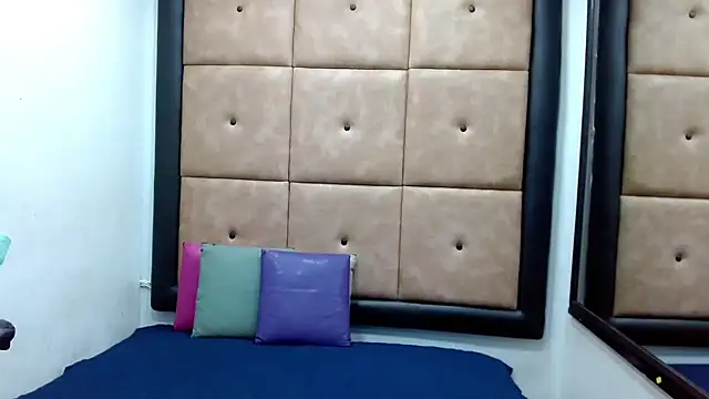 Lucidolls online show from 15, 11, 2025