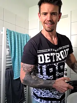 Mystery Mark online show from 15, 4, 2026