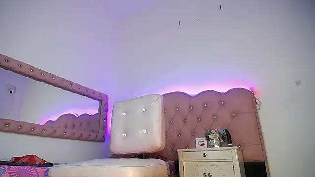 Sussan cooper online show from 3, 3, 2026