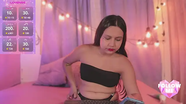 paula desire online show from 28, 11, 2025