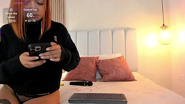 Anita wood online show from 30, 11, 2025