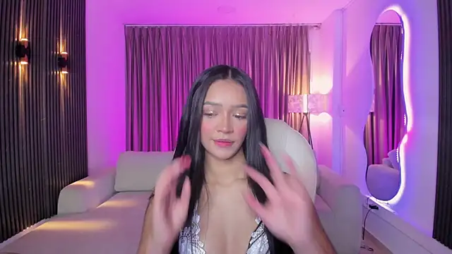 Snapshot of kylie_collins chatting on 2, 5, 2026 kylie collins online show from 2, 5, 2026
