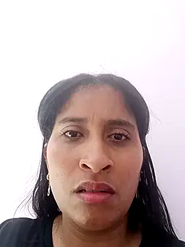 Snapshot of CarolinaNavas33 chatting on 25, 3, 2026 CarolinaNavas33 online show from 25, 3, 2026