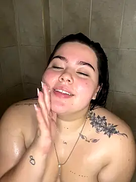 Martina croww online show from 18, 11, 2025