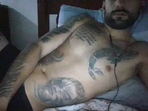 Snapshot of loveSquirtme chatting on 15, 11, 2025 loveSquirtme online show from 15, 11, 2025