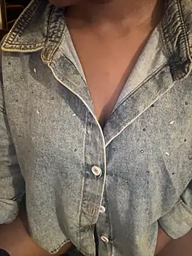 Lilly islive online show from 22, 11, 2025