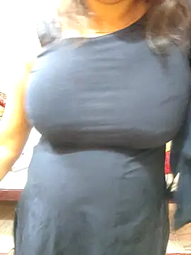 Cute-richa1 online show from 7, 1, 2026