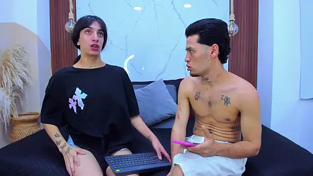 Loversinfire2 online show from 27, 5, 2026